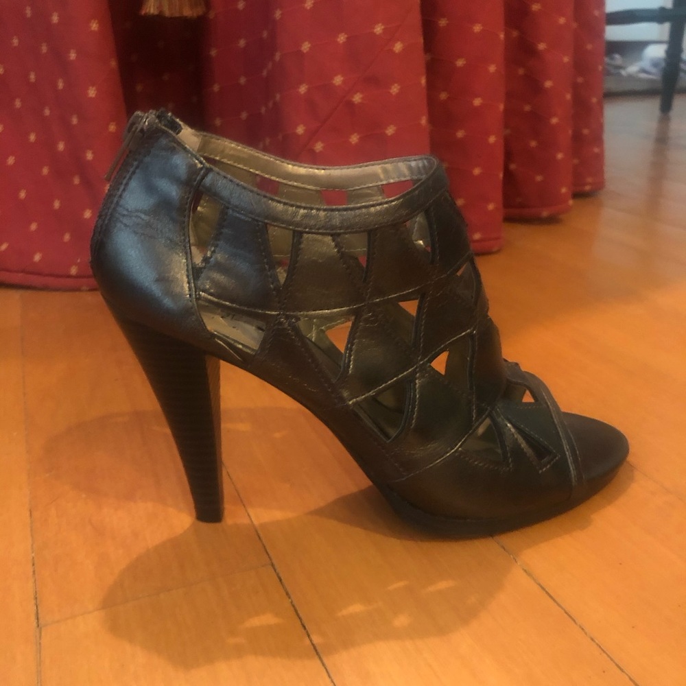 Women’s heels